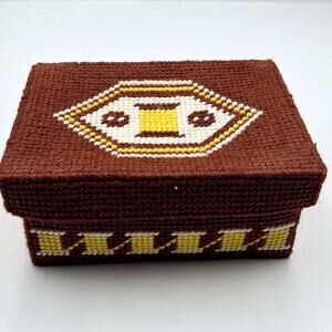 Vintage 80's Plastic Canvas Brown Yarn Sewing Box Felt Lined